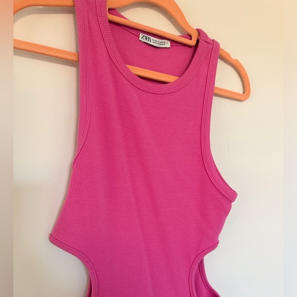 Zara Vibrant Pink Ribbed Tank - Picture 2 of 4